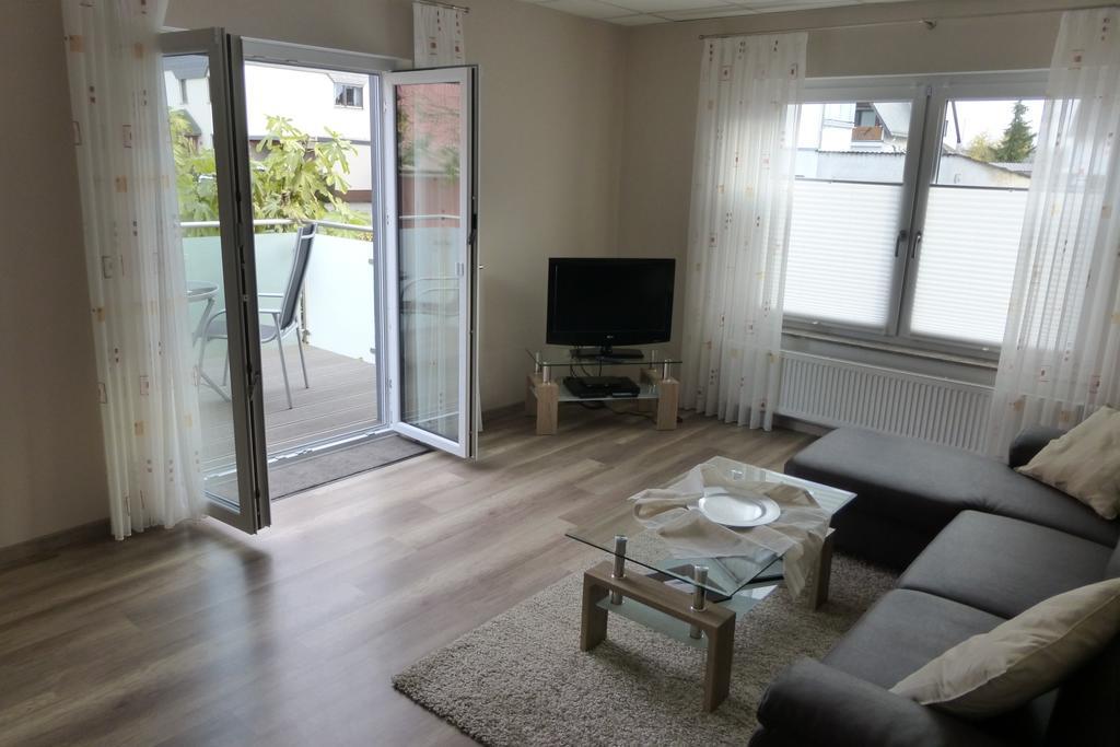 Ferienwohnung Unica Im Lahntal Villmar ภายนอก รูปภาพ