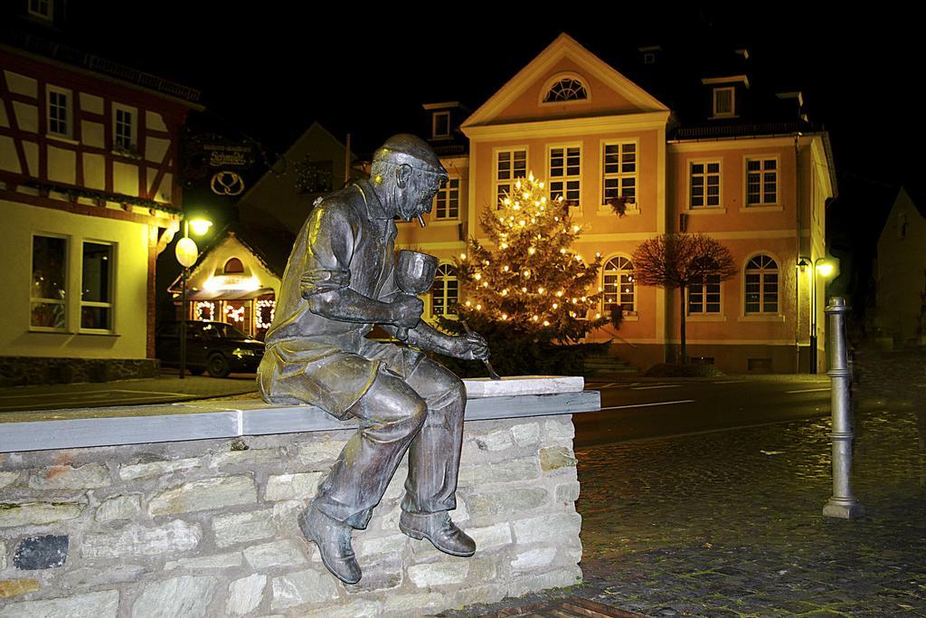 Ferienwohnung Unica Im Lahntal Villmar ภายนอก รูปภาพ